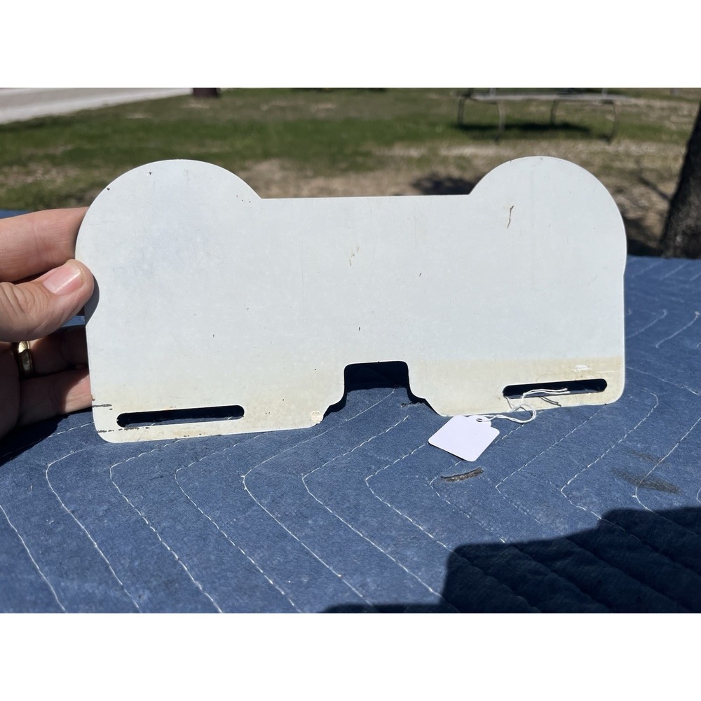 Vintage License Plate Topper-Visit Florida-Daytona Beach- - Picture 2 of 2
